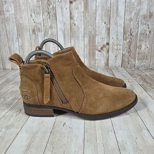UGG Suede Brown Ankle Boots‎ Zip Up Women's US 7 Booties Casual Comfortable